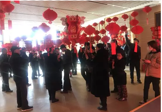 金泰物业•壹品人家元宵节猜灯谜活动圆满完成!(图2) 金泰物业•壹品人家元宵节猜灯谜活动圆满完成!(图2)