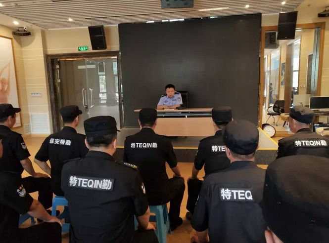 金泰物业保卫人员比武竞赛活动成功举行(图6) 金泰物业保卫人员比武竞赛活动成功举行(图6)