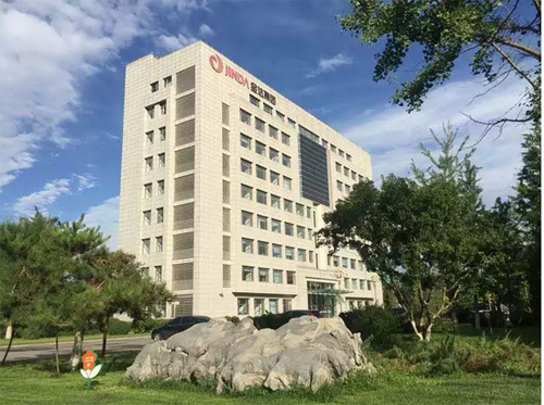 金泰物业向员工子女发放“金达高考高校奖励金”(图4) 金泰物业向员工子女发放“金达高考高校奖励金”(图4)
