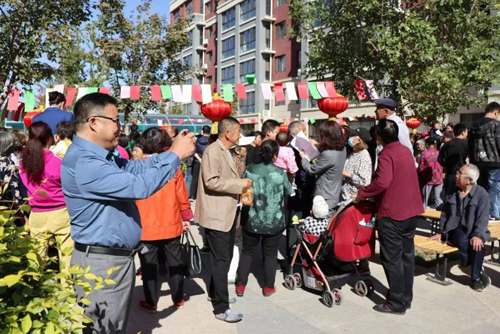 团圆中秋金泰春天项目与业主欢度佳节(图5) 团圆中秋金泰春天项目与业主欢度佳节(图5)