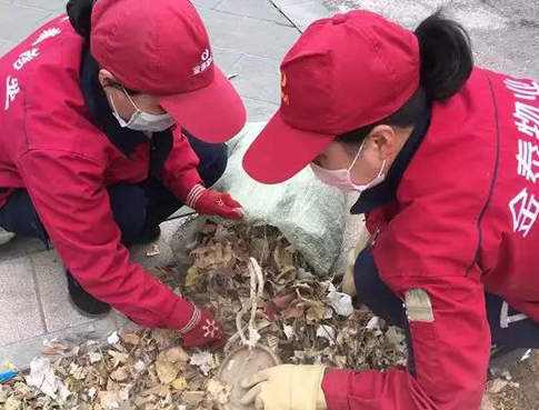雷锋精神代代传,传递物业正能量!(图4) 雷锋精神代代传,传递物业正能量!(图4)