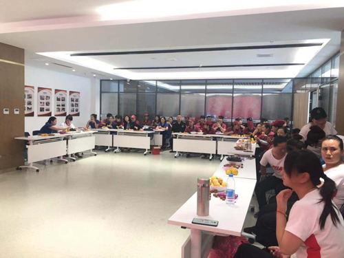 金泰物业各项目欢欢喜喜庆中秋(图1) 金泰物业各项目欢欢喜喜庆中秋(图1)