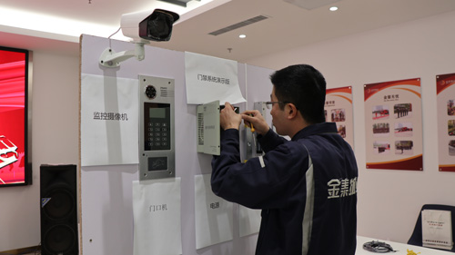 金泰物业开展星级维修员技能大赛活动(图3) 金泰物业开展星级维修员技能大赛活动(图3)