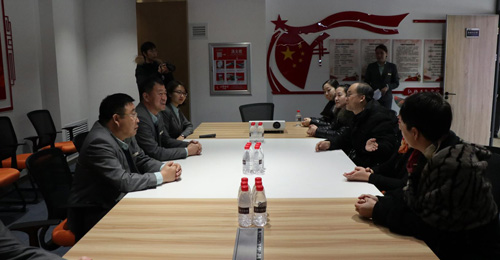 金泰物业金馨学院举办社区教育中心揭牌仪式(图1) 金泰物业金馨学院举办社区教育中心揭牌仪式(图1)