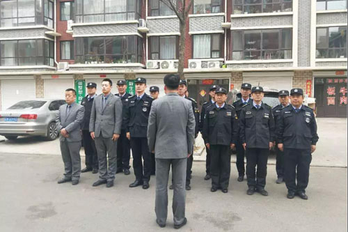 金泰物业组织设备设施、消防安全专项检查