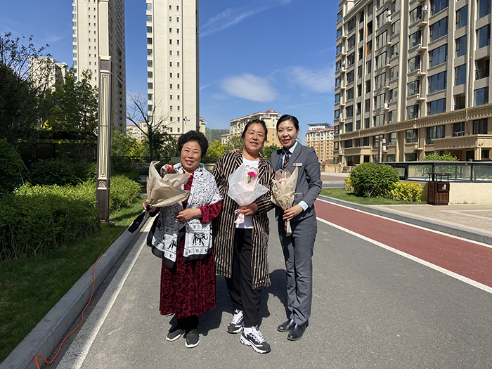 金泰物业礼献母亲节,在住金泰鲜花“礼”!(图4) 金泰物业礼献母亲节,在住金泰鲜花“礼”!(图4)
