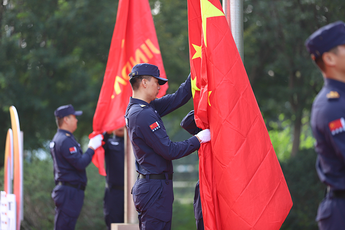 感恩相伴、共赢未来——金泰物业祝金达集团25岁生日快乐!(图8) 感恩相伴、共赢未来——金泰物业祝金达集团25岁生日快乐!(图8)