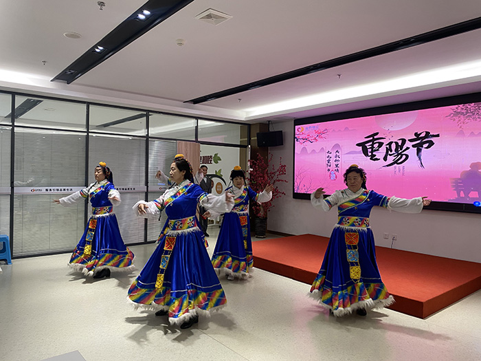 九九重阳节,浓浓敬老情——金泰物业重阳节温暖相伴(图2) 九九重阳节,浓浓敬老情——金泰物业重阳节温暖相伴(图2)