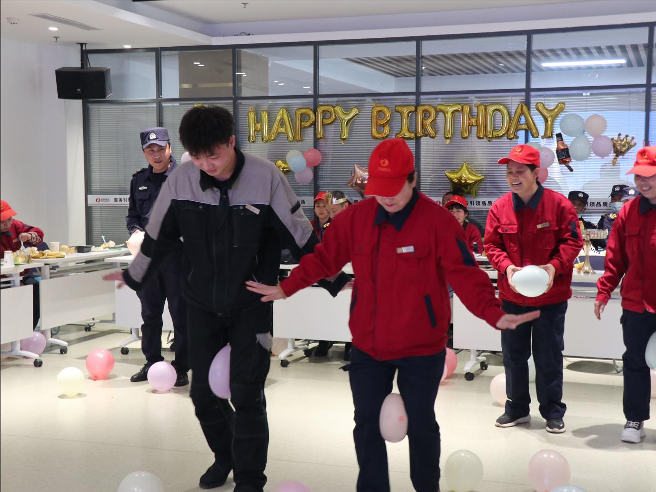 凝心聚力,温暖同行——春暖花开,共赴生日之约(图7) 凝心聚力,温暖同行——春暖花开,共赴生日之约(图7)