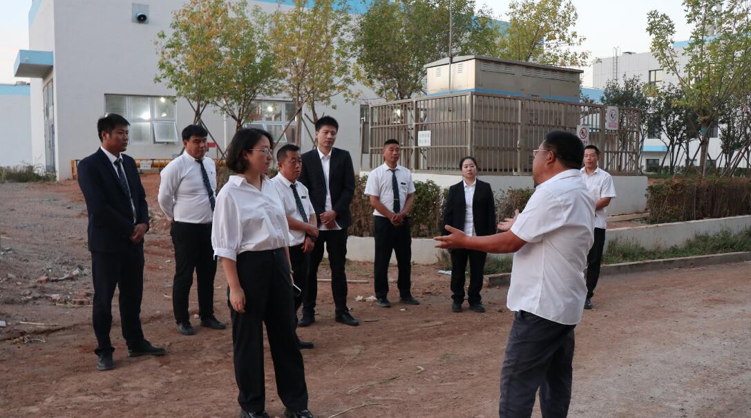 迎国庆、中秋双节专项治安保卫及安全服务检查(图1) 迎国庆、中秋双节专项治安保卫及安全服务检查(图1)