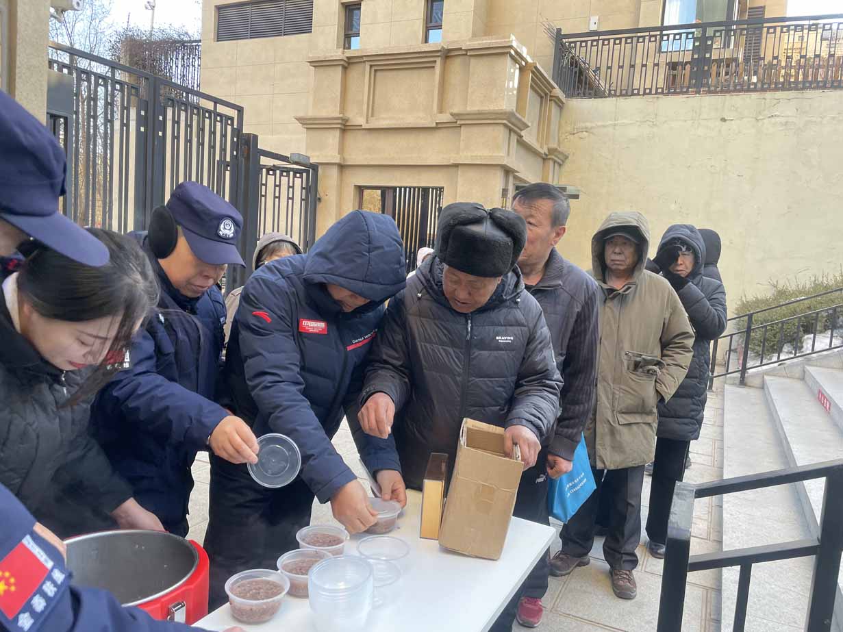 金泰送“粥”到,腊八里的传承年味!(图4) 金泰送“粥”到,腊八里的传承年味!(图4)
