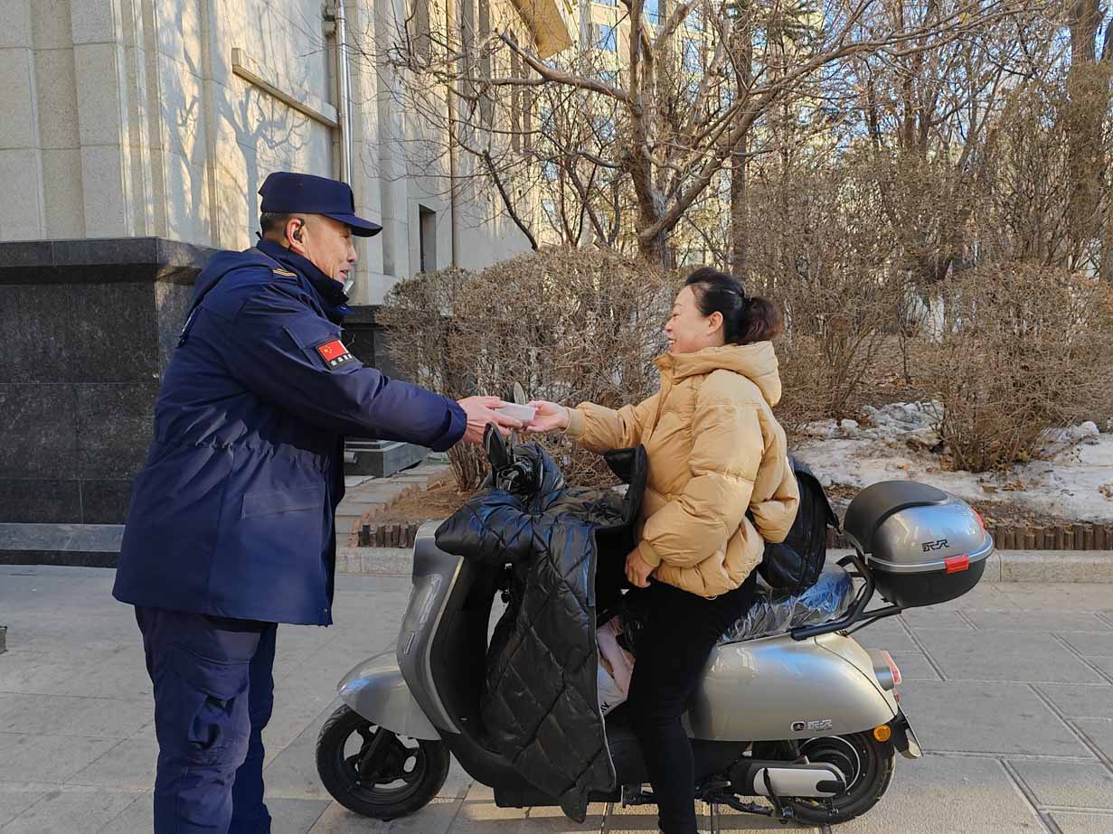 金泰送“粥”到,腊八里的传承年味!(图5) 金泰送“粥”到,腊八里的传承年味!(图5)